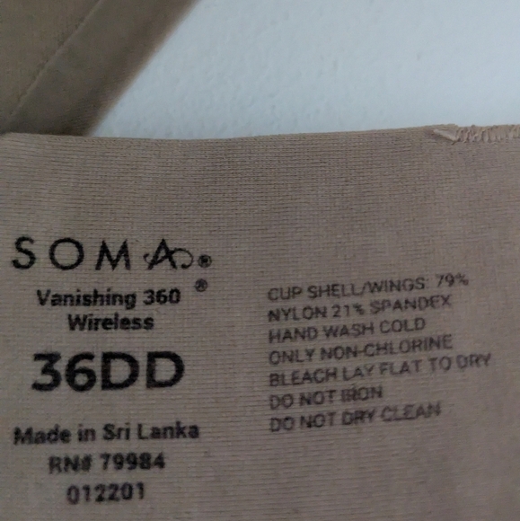 Soma Vanishing 360 Wireless Bra - Beige Warm amber 36 DD - Picture 2 of 10